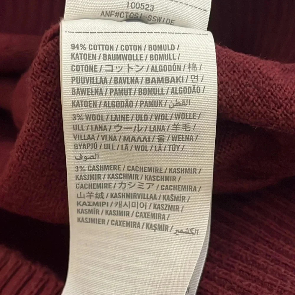 A & F | Y2K v-neck Muscle pullover sweater Mens size L moose logo fitted maroon - Picture 7 of 8